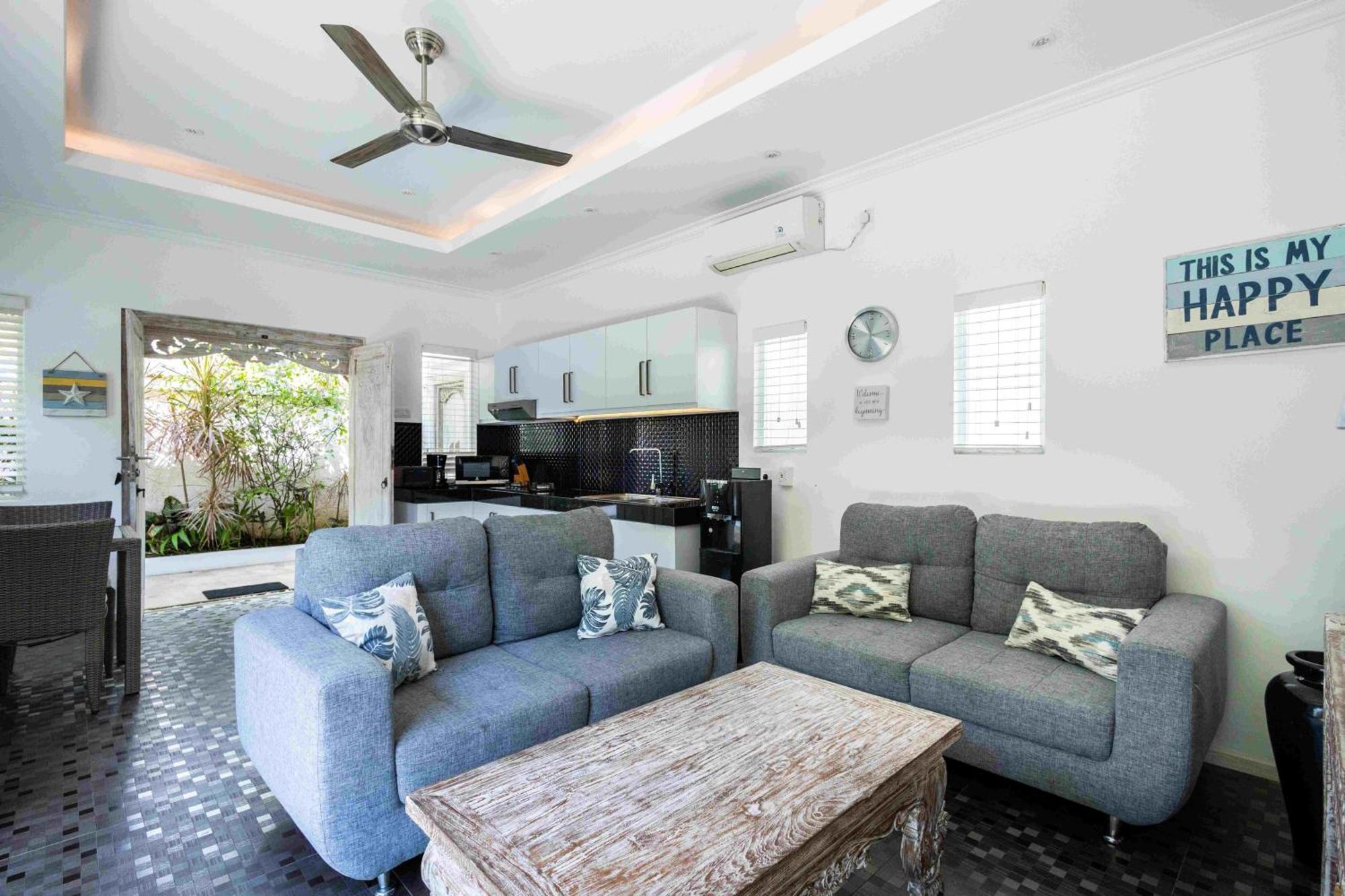 Charming, Villa Sofie - Central Sanur With Refreshing Pool Ngoại thất bức ảnh